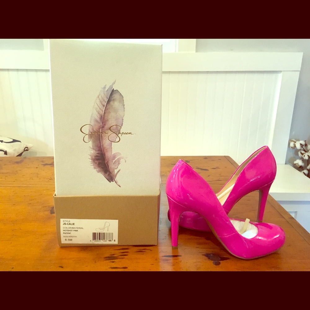 Jessica Simpson pink pumps